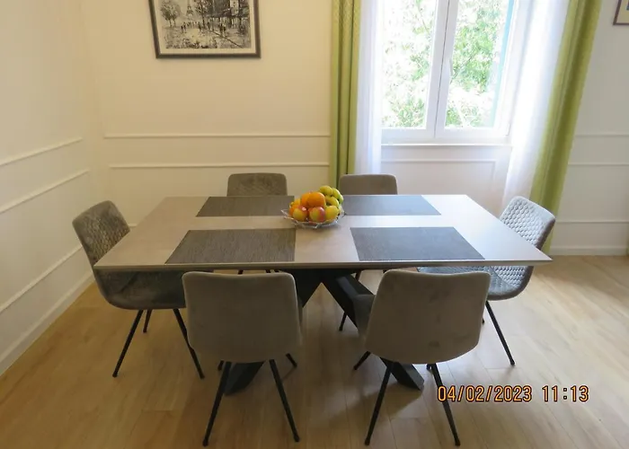 Peacock * 스플리트